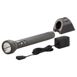 HDX Lampe de poche multifonction à LED rechargeable de 600 lumens avec base  magnétique